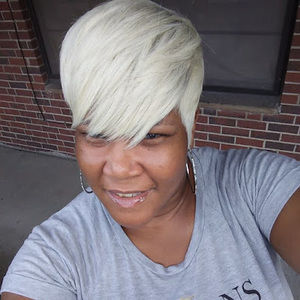 Meet your Posher, Lasondra